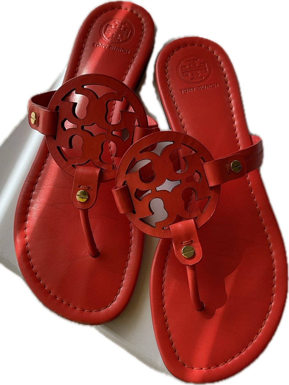 Tory Burch Coral Miller Cutout Leather Thong Sandals Size 8